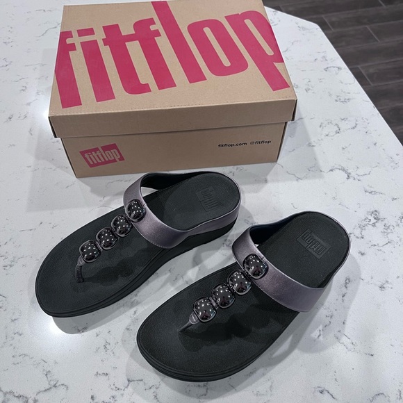 NWOT - Fitflop Rola pewter toe wedge sandal - Picture 7 of 7